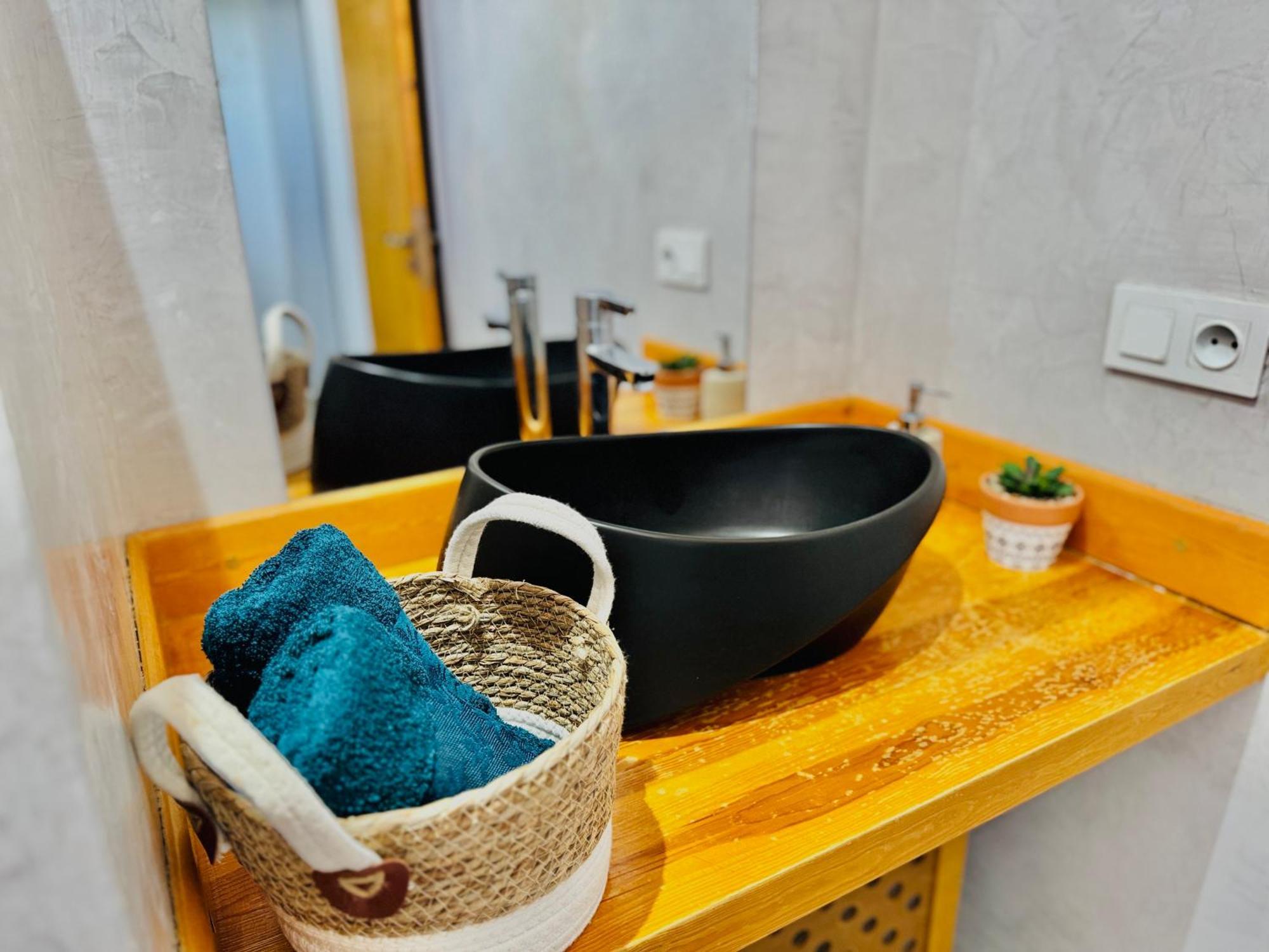 Peaceful Pool Villa Tizfrit Ngoại thất bức ảnh